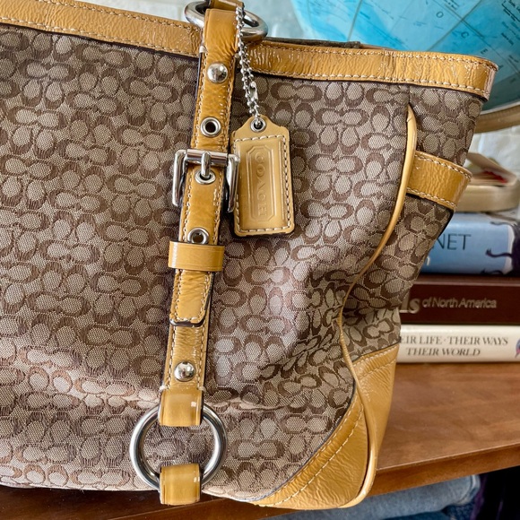 Vintage Coach Y2K Jacquard Fabric Signature Logo Gallery East West Tote Bag - Picture 3 of 15